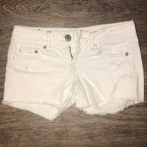 American Eagle White Shorts 00